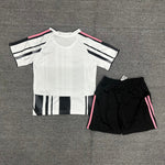 25/26 Ensemble Enfant  Juventus   Domicile